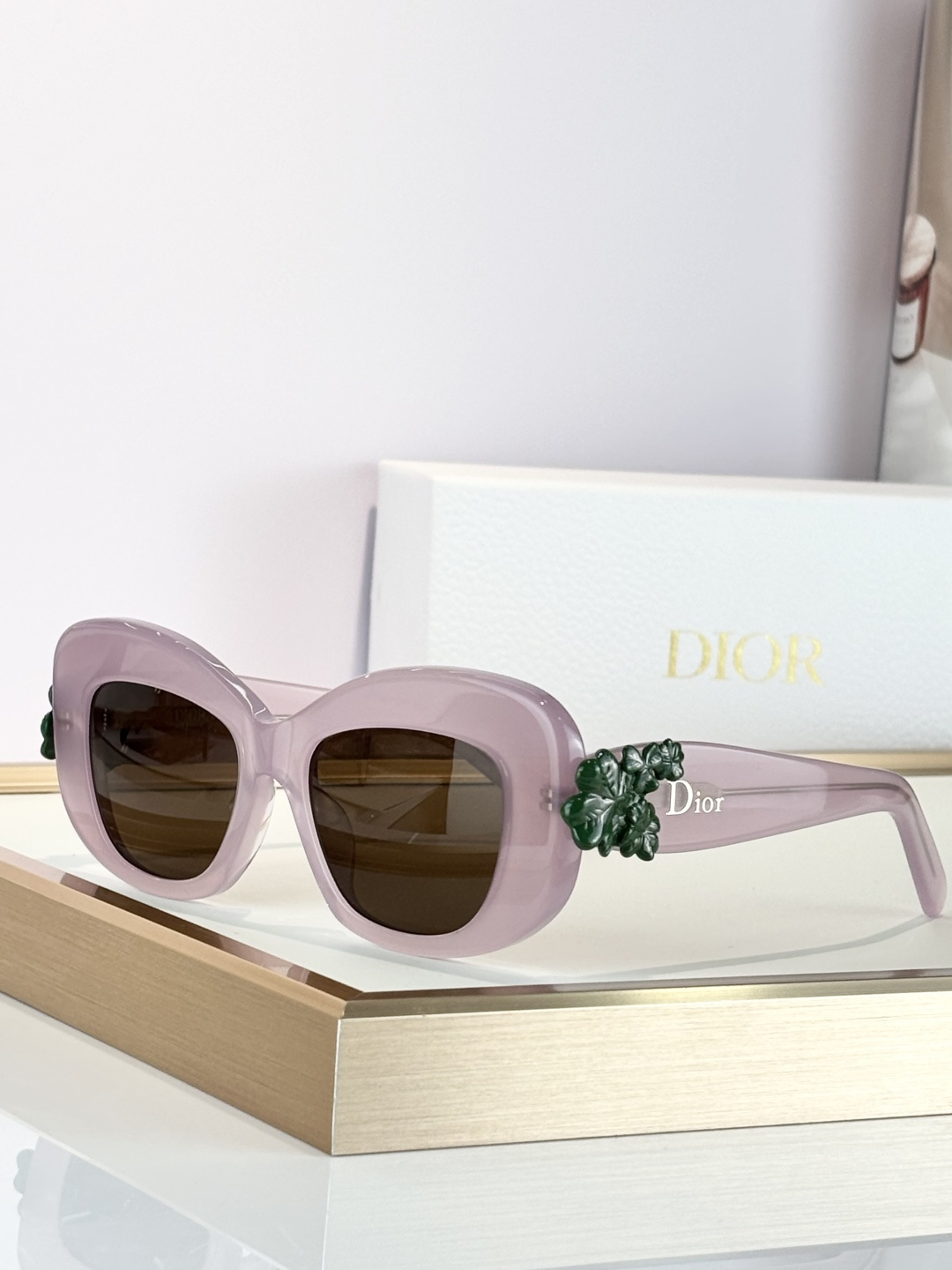 DIO*MODEL: Dior Clover S3FSIZE：51口18-145