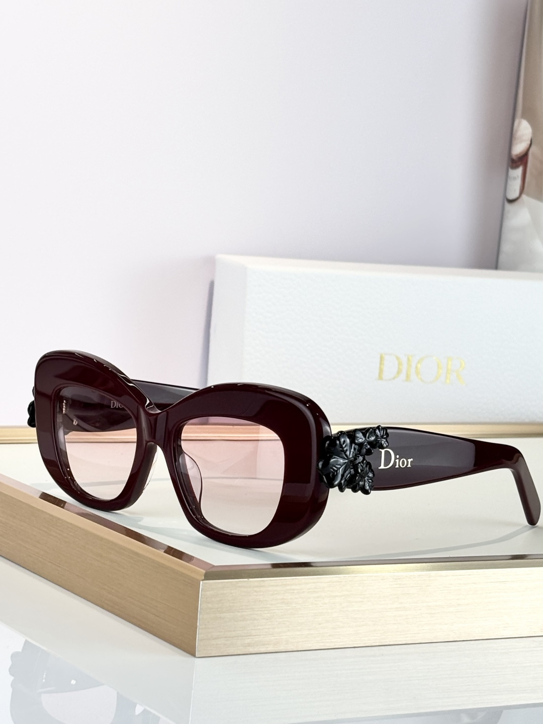 DIO*MODEL: Dior Clover S3FSIZE：51口18-145