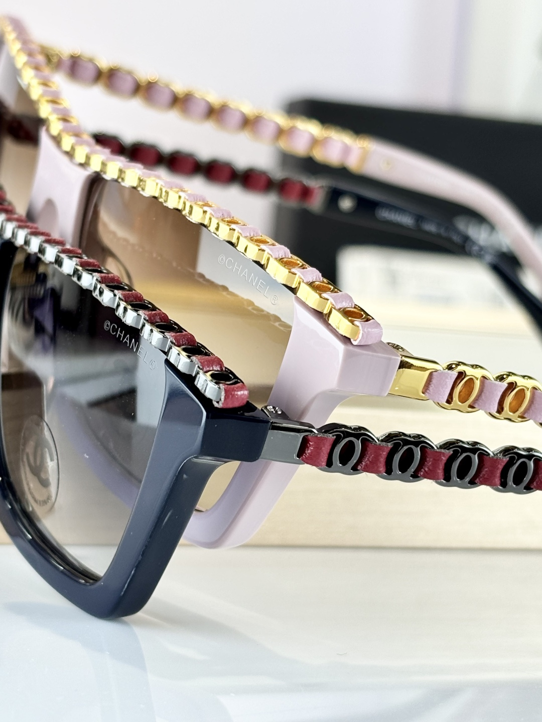 CHANELMODEL：CH5548QSIZE：54口17-142