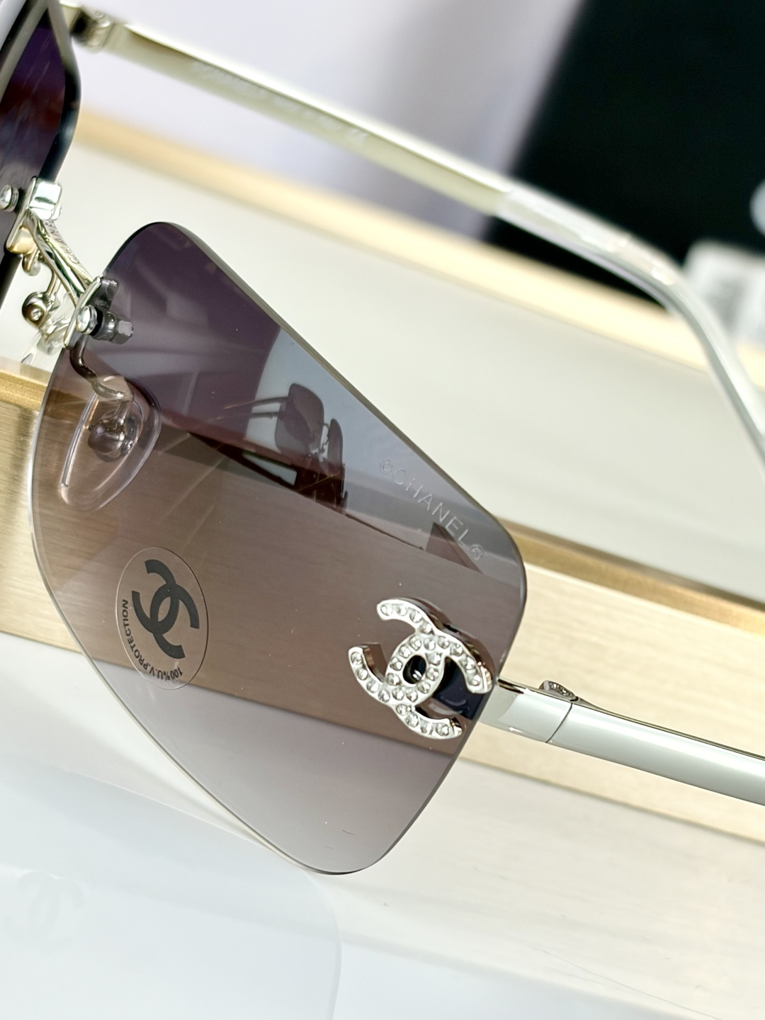CHANELMODEL：CH4218SIZE：60口19-142