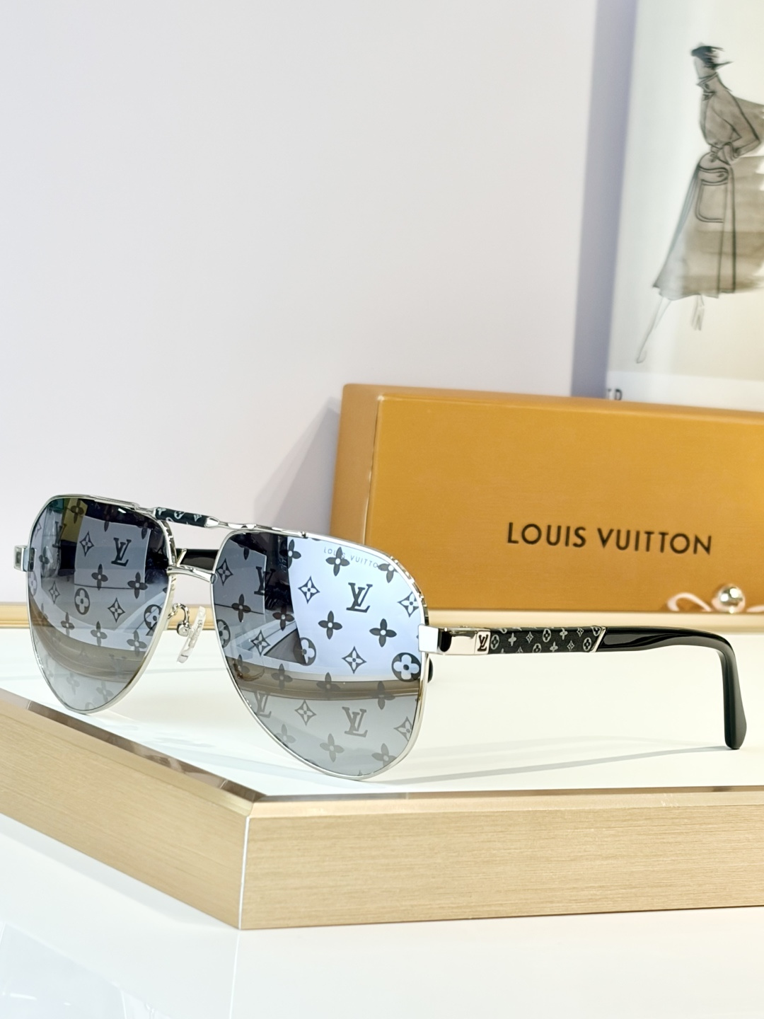 LOUIS VUITTO*MOD:Z1248Size:61口14-145