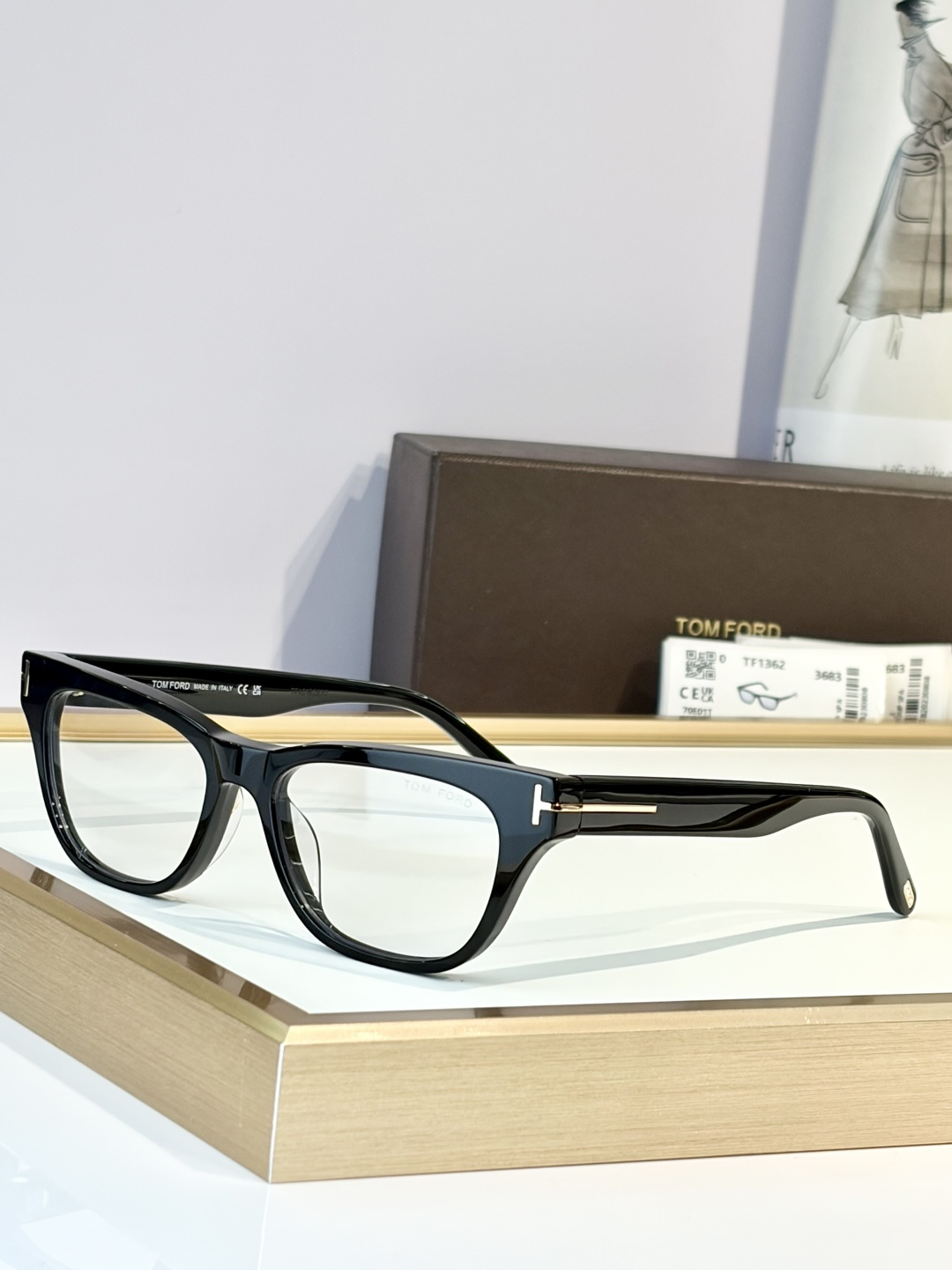 TOM FORDMODEL：TF1362SIZE：53口16-145