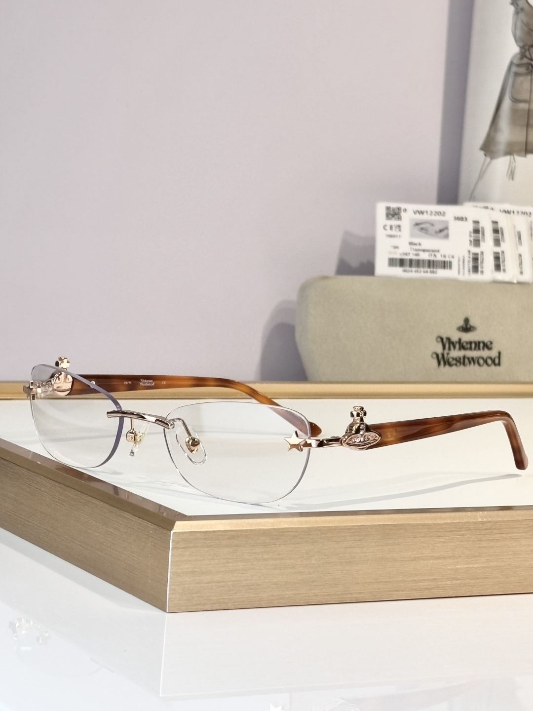 Vivienne WestwoodMod ：VW12202Size ：54口16-140