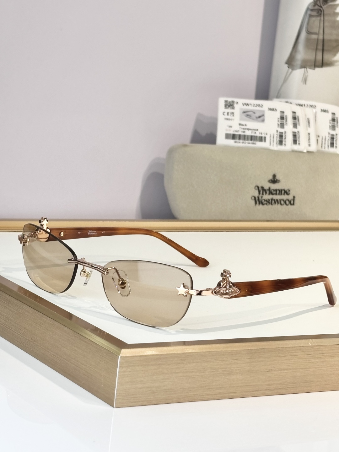 Vivienne WestwoodMod ：VW12202Size ：54口16-140