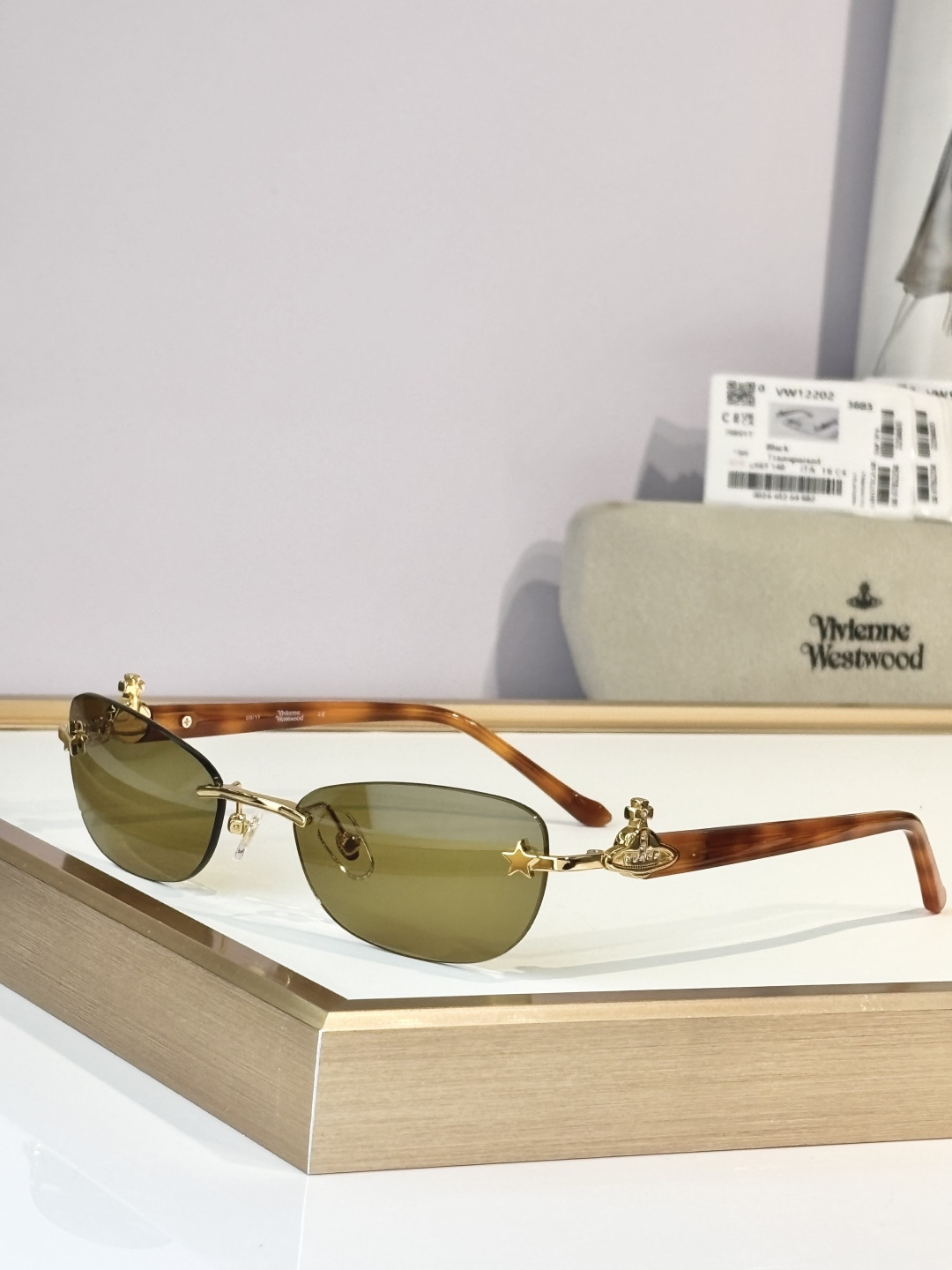 Vivienne WestwoodMod ：VW12202Size ：54口16-140