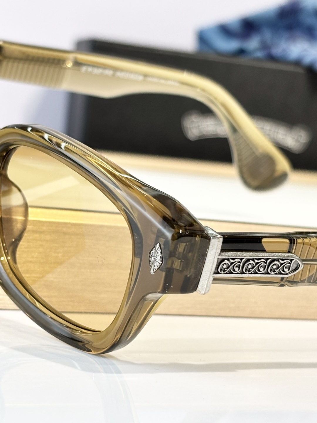 CHROME HEARTMOD：WEIRDOSIZE:53口20-144