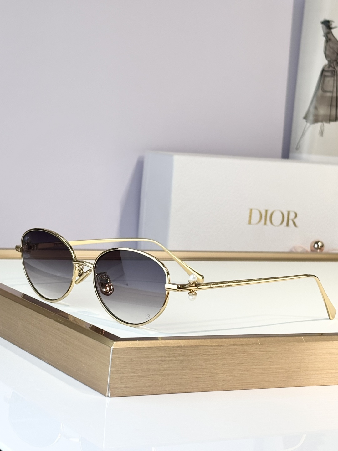DIORMOD：Diortriba1es S2USize：55口18-140