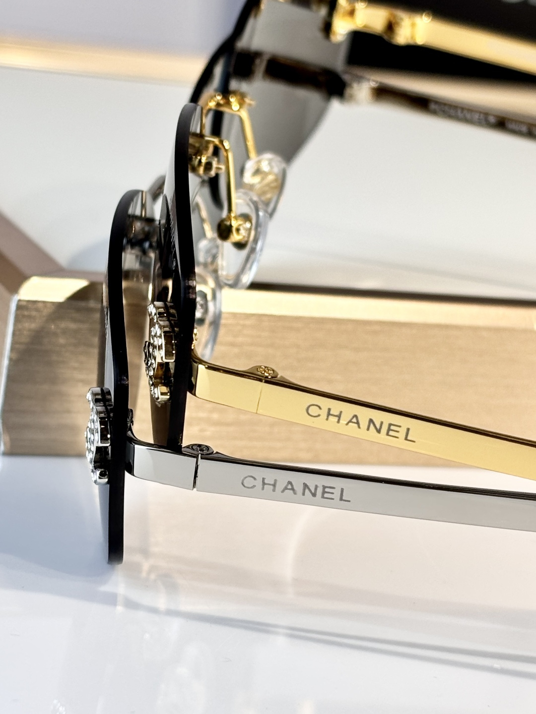 CHANELMODEL：A71559SIZE：62口16-145