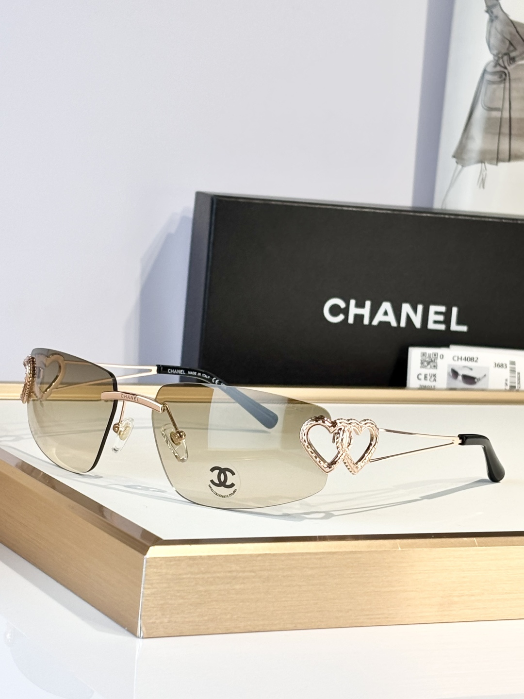CHANELMODEL：CH4082SIZE：63口17-125