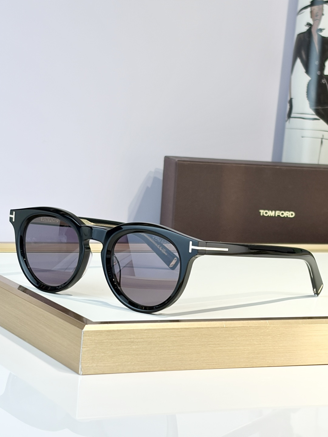 TOM FORD Mod：FT 1325 Size：47口23-145 