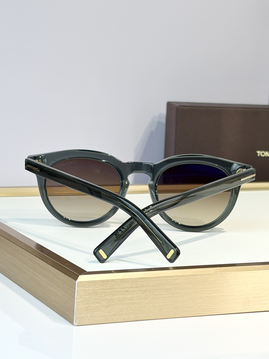 TOM FORD Mod：FT 1325 Size：47口23-145 