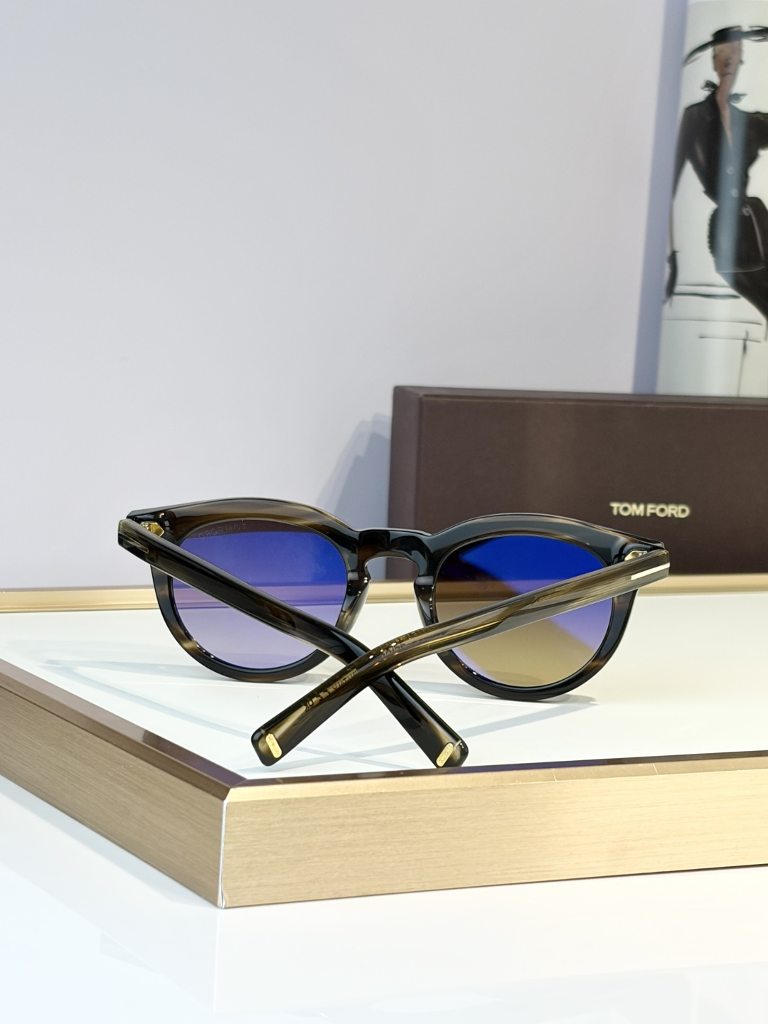 TOM FORD Mod：FT 1325 Size：47口23-145 