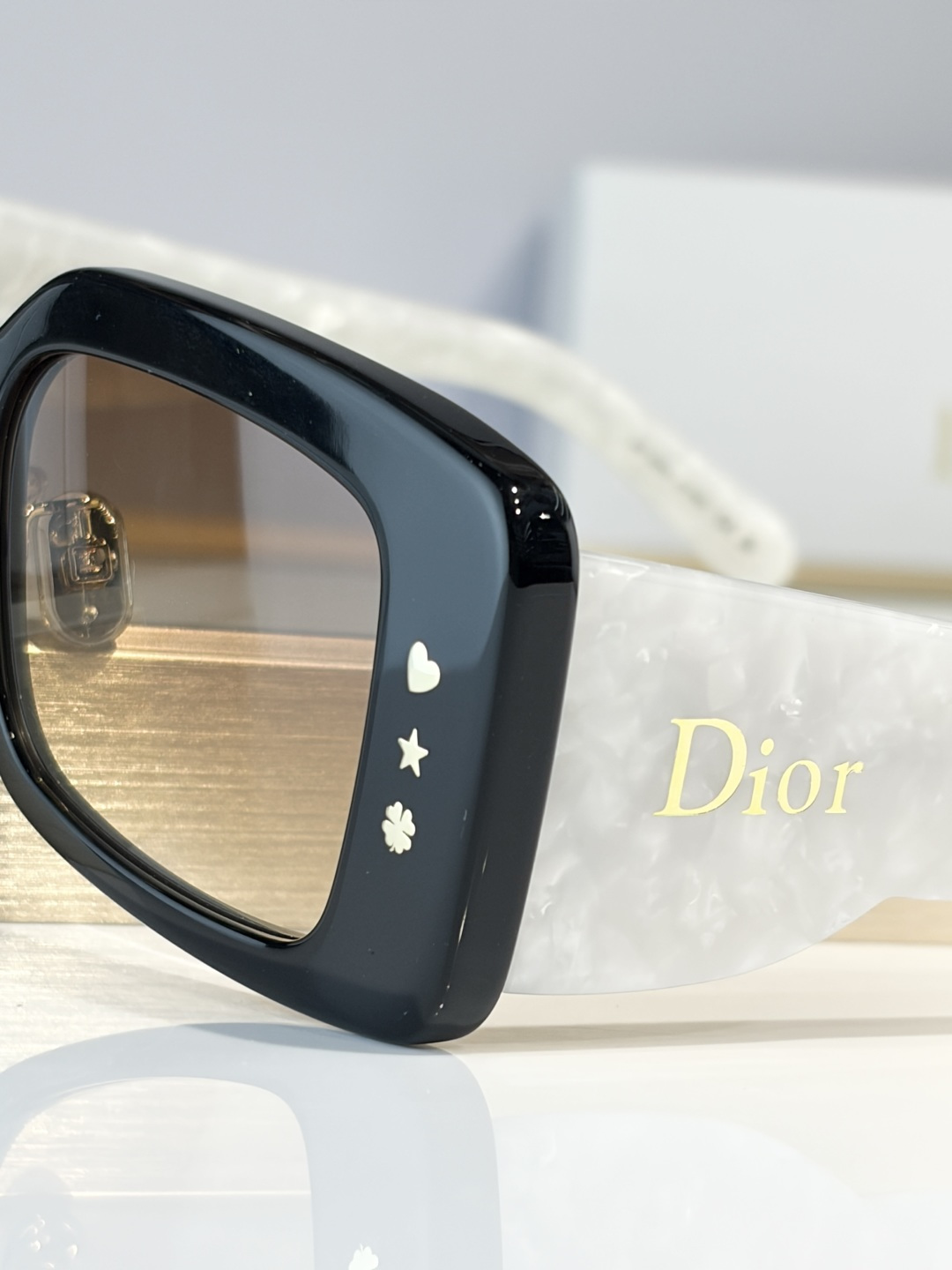 DiorMOD：Dior LuckyCharms S1FSize：52口21-145