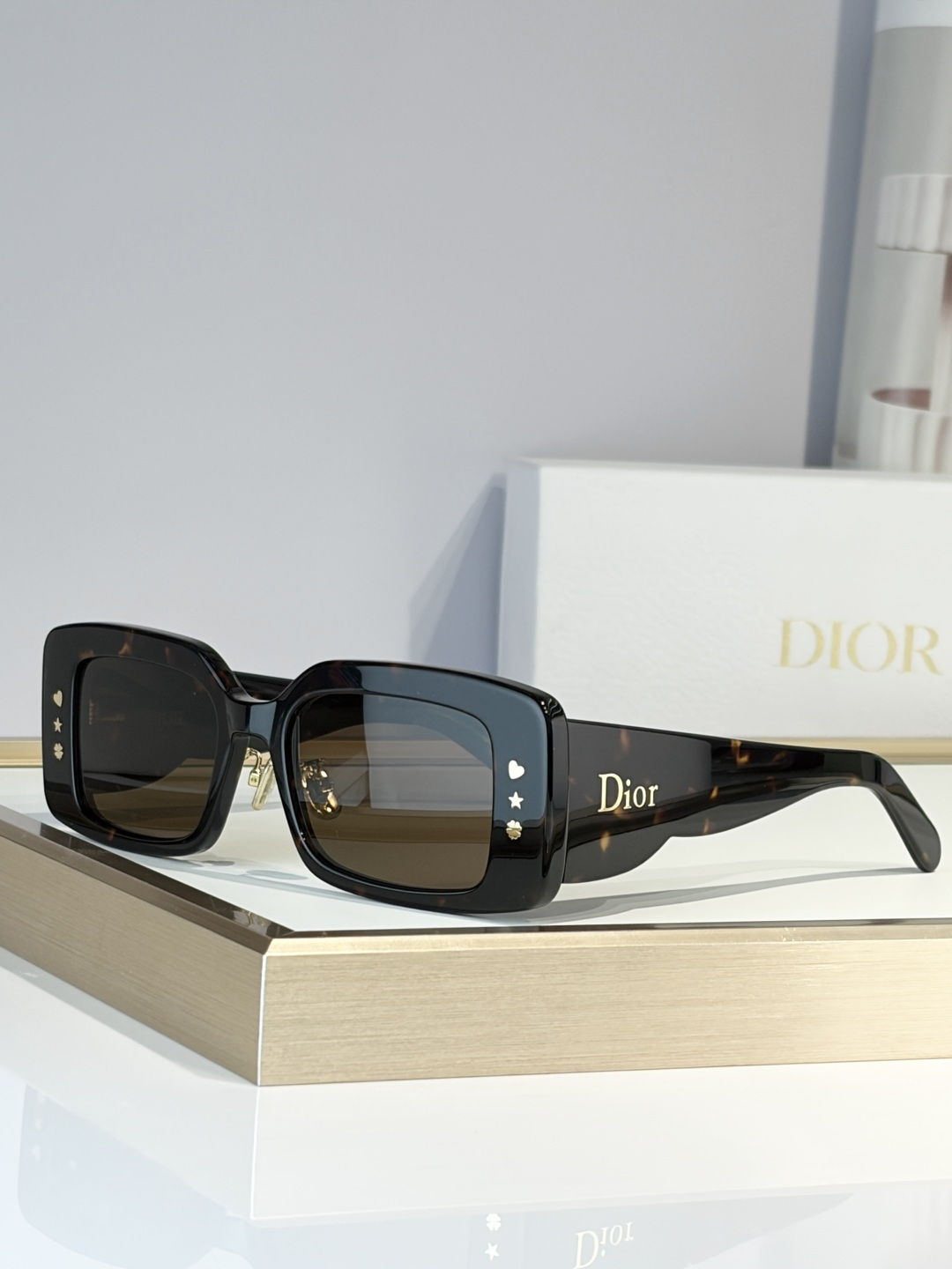 DiorMOD：Dior LuckyCharms S1FSize：52口21-145