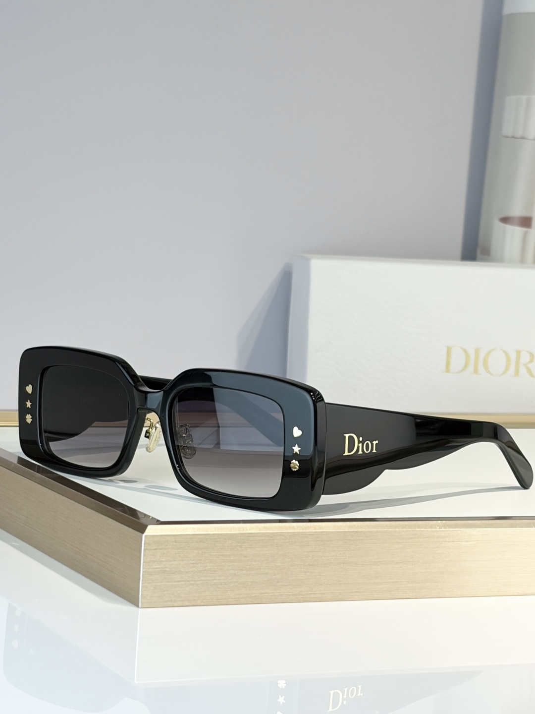 DiorMOD：Dior LuckyCharms S1FSize：52口21-145