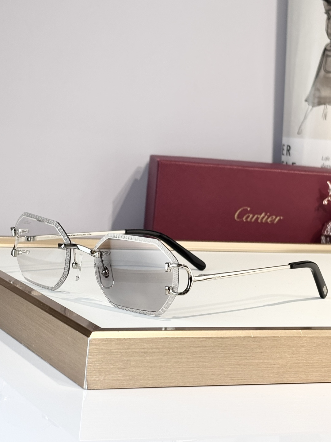 Cartier MOD：CT0092O Size：55口18-135 变色：