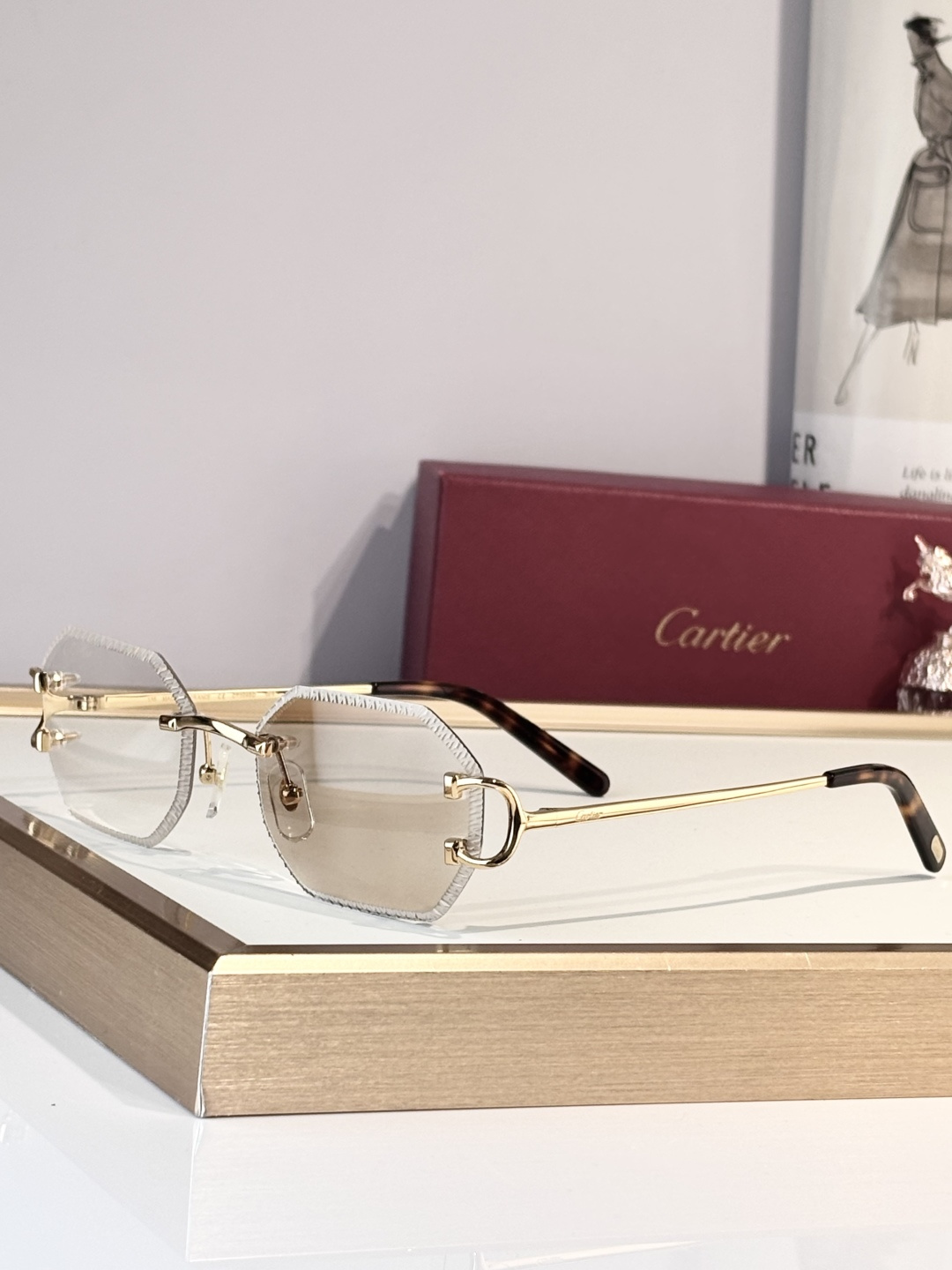 Cartier MOD：CT0092O Size：55口18-135 变色：