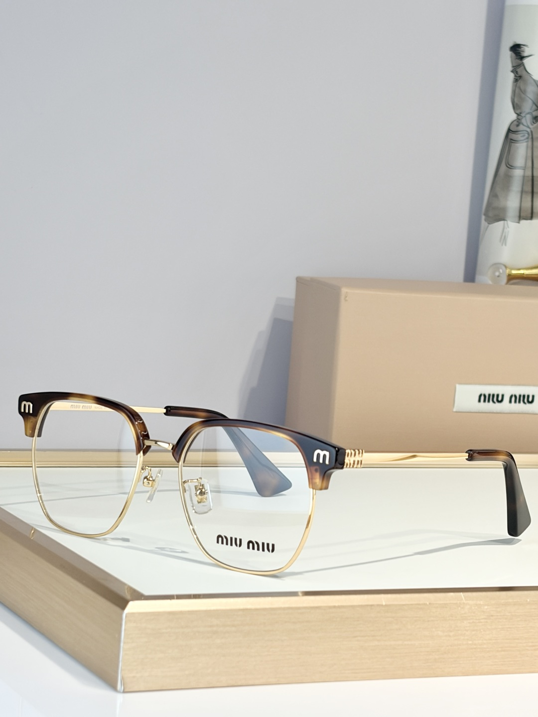 MIUMIUMOD:VMU71ZSSize:52口19-145