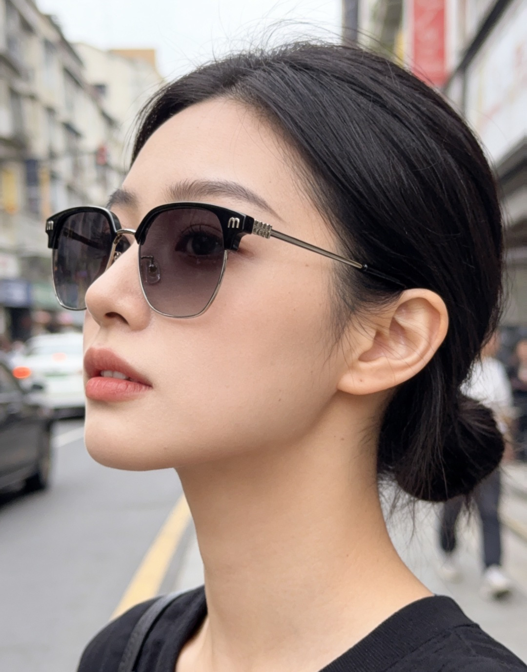 MIUMIUMOD:VMU71ZSSize:52口19-145