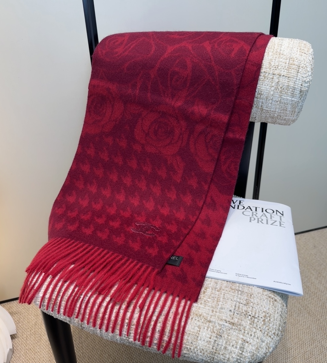 【▪香奈儿· 难得一见的温柔配色，超级迷恋❗️气质低调恬静又不失优雅❗️】重点推荐❗️高级舒适时髦气质，