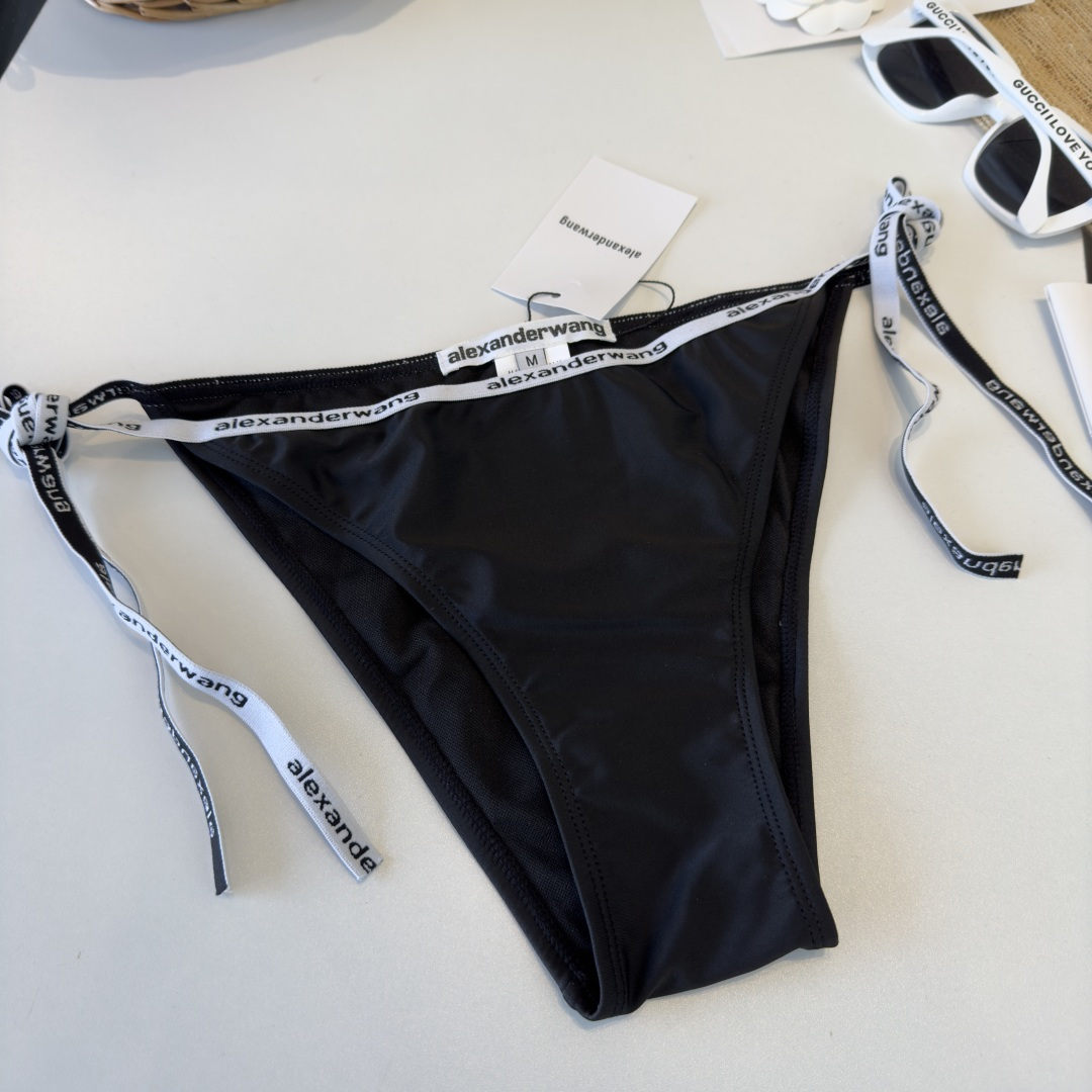 。Alexanderwang新款分体比基尼👙，超级性感百搭，S M L XL