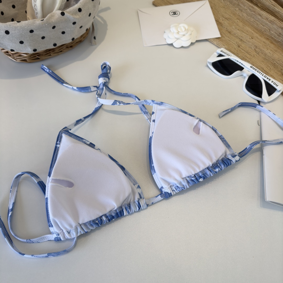 。LV路易威登比基尼👙❤️😍🥰适合多种场景的游泳衣🏊‍♀️海边 游泳池 温泉 水上乐园 漂流都可以😌内搭