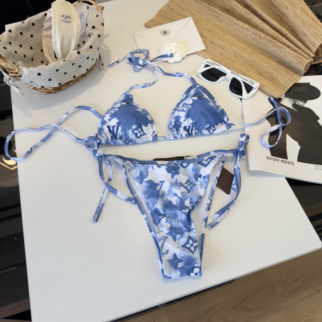 。LV路易威登比基尼👙❤️😍🥰适合多种场景的游泳衣🏊‍♀️海边 游泳池 温泉 水上乐园 漂流都可以😌内搭