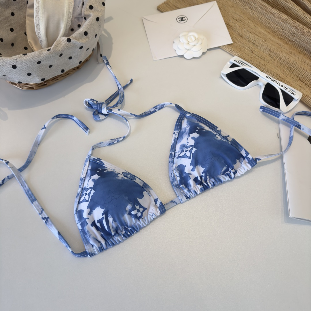。LV路易威登比基尼👙❤️😍🥰适合多种场景的游泳衣🏊‍♀️海边 游泳池 温泉 水上乐园 漂流都可以😌内搭