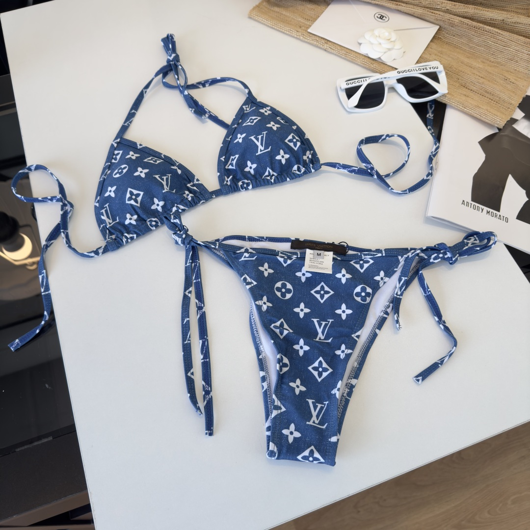 。LV路易威登比基尼👙❤️😍🥰适合多种场景的游泳衣🏊‍♀️海边 游泳池 温泉 水上乐园 漂流都可以😌内搭