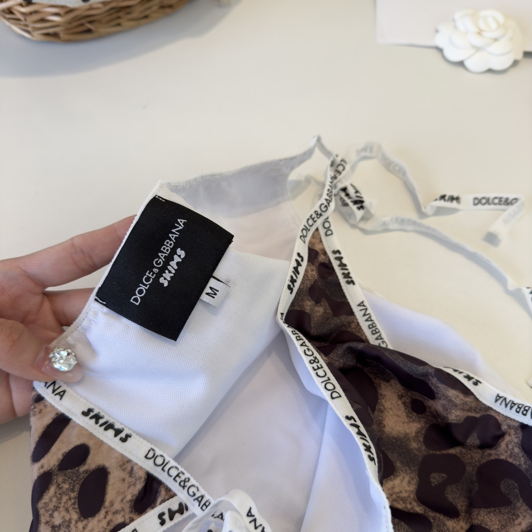 。D&G杜嘉班纳新款织带比基尼分体泳衣套装 豹纹色ＳＭＬXL