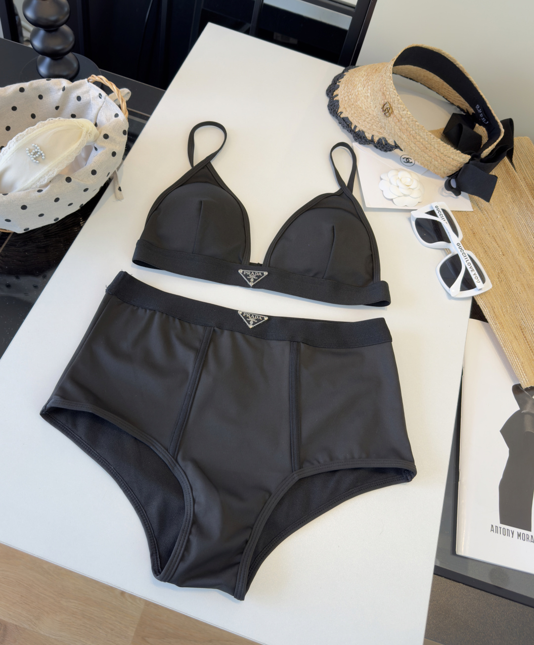 。普拉达PRADA印花高弹力健身瑜伽服运动套装~塑腰小背心（有胸垫）码数：SM L Xl