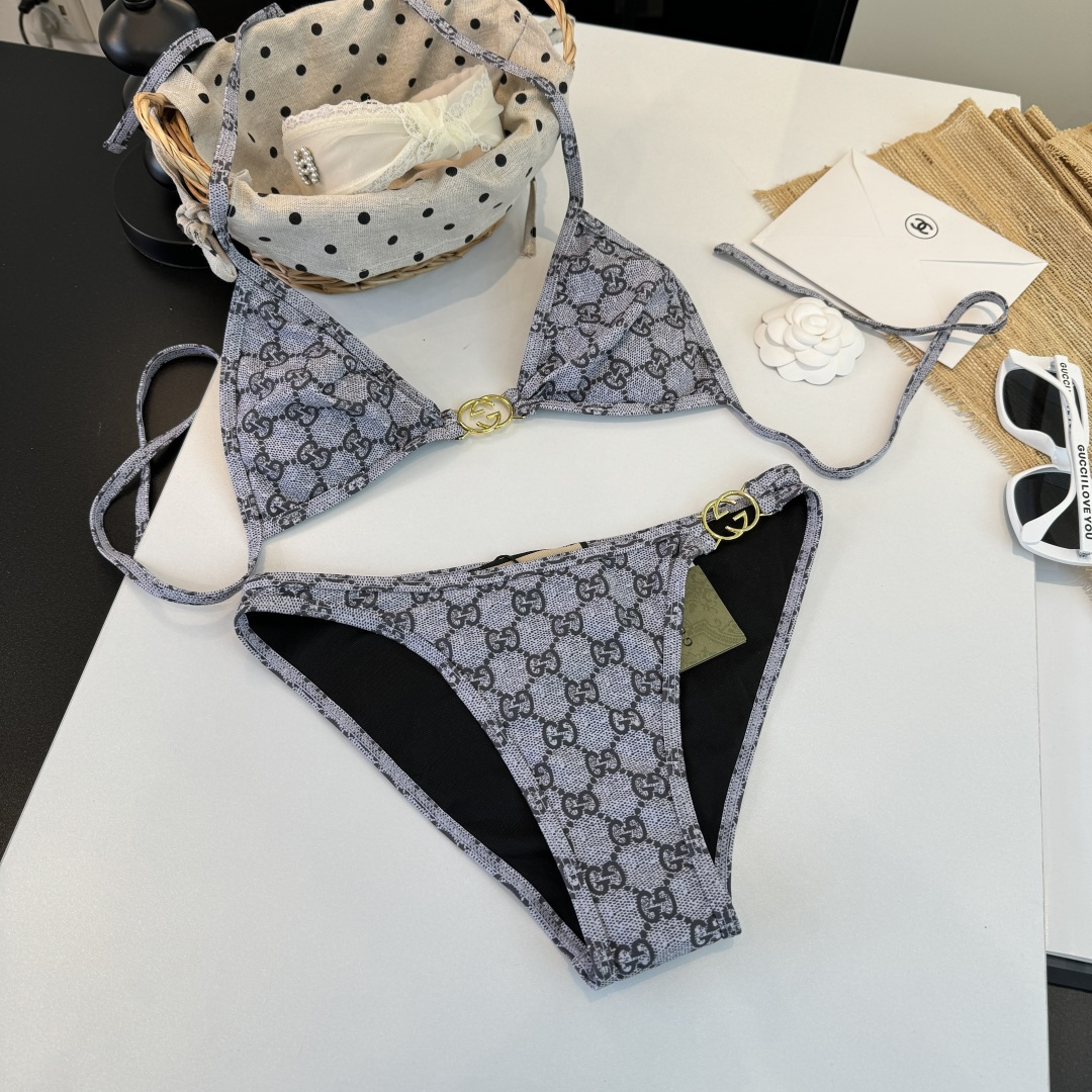 。Gucci古奇比基尼👙 上身超级棒！同步各大专柜发售，自然而然呈现时尚感！十分减龄，具有年轻活力。 码