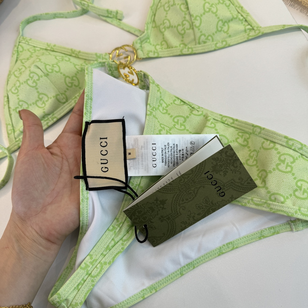 。Gucci古奇比基尼👙 上身超级棒！同步各大专柜发售，自然而然呈现时尚感！十分减龄，具有年轻活力。 码
