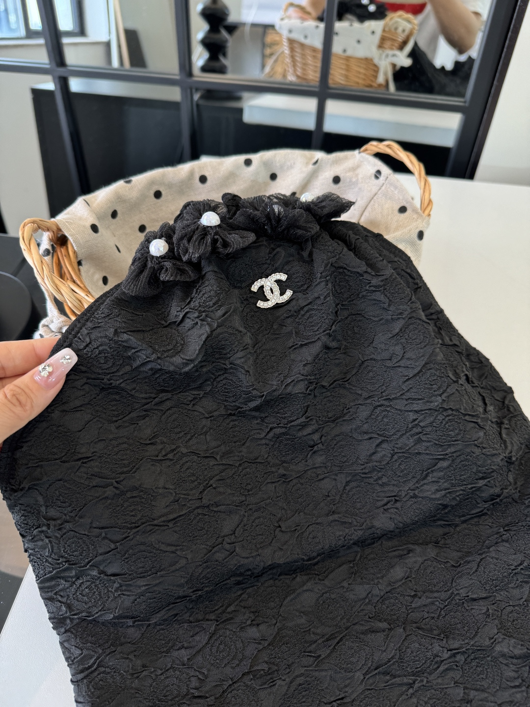 。Chanel 香奈儿连体泳衣 😍🥰适合多种场景的游泳衣🏊‍♀️海边 游泳池 温泉 水上乐园 漂流都可以