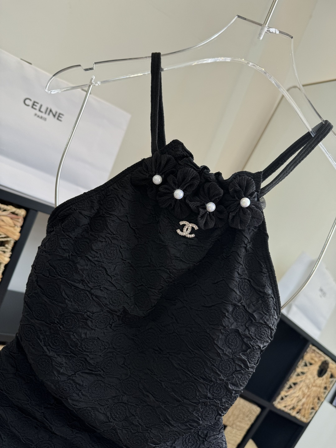 。Chanel 香奈儿连体泳衣 😍🥰适合多种场景的游泳衣🏊‍♀️海边 游泳池 温泉 水上乐园 漂流都可以