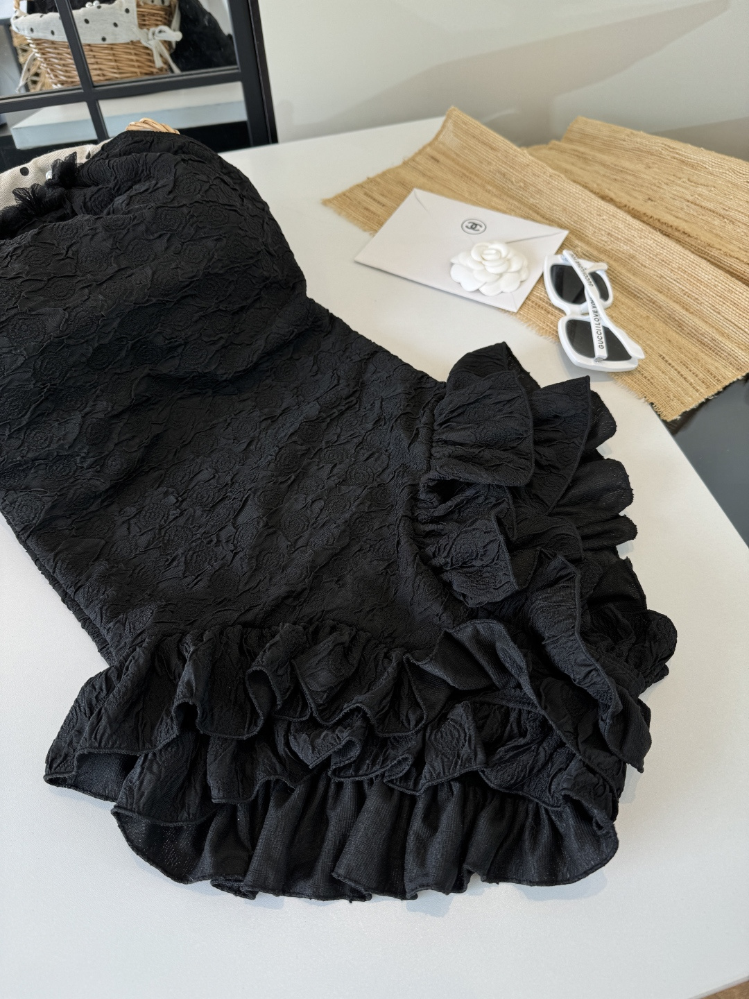 。Chanel 香奈儿连体泳衣 😍🥰适合多种场景的游泳衣🏊‍♀️海边 游泳池 温泉 水上乐园 漂流都可以