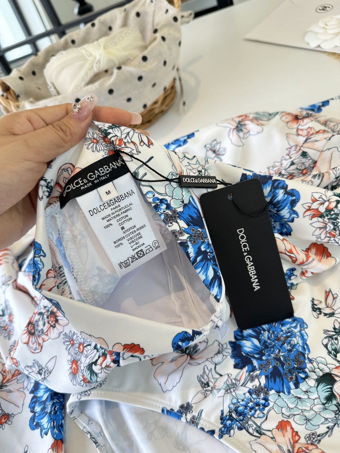 。D&G杜嘉班纳2026年新款潜水服，小心机泳衣，个性十足，超显水蛇腰，出游必备SM L XL