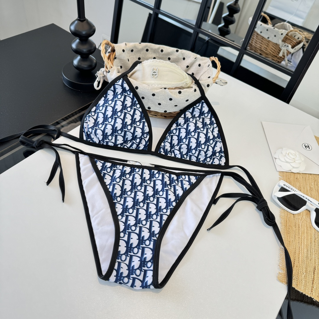 。Dior迪奥比基尼👙❤️😍🥰适合多种场景的游泳衣🏊‍♀️海边 游泳池 温泉 水上乐园 漂流都可以😌内搭