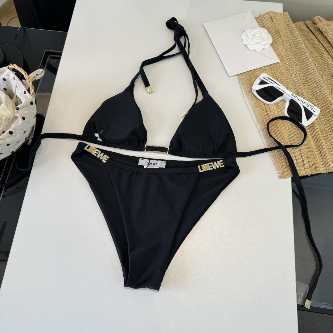 。罗意威LOEWE新款比基尼泳衣👙❤️😍🥰适合多种场景的游泳衣🏊‍♀️海边 游泳池 温泉 水上乐园 漂流