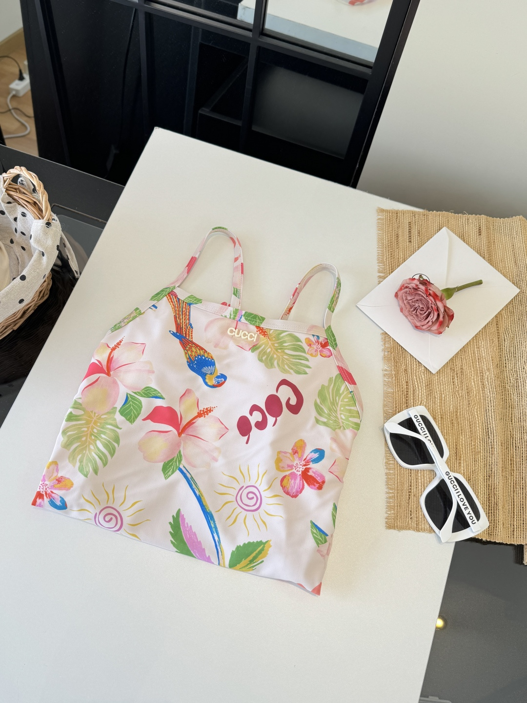 。Gucci古奇新款连体泳衣S M L XL