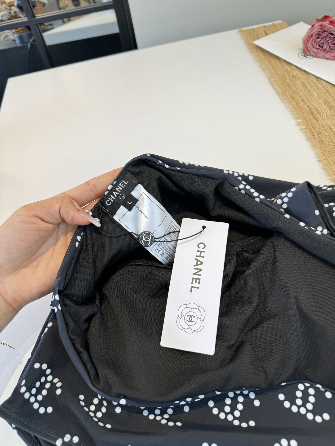 。Chanel香奈儿新款连体泳衣S M L XL