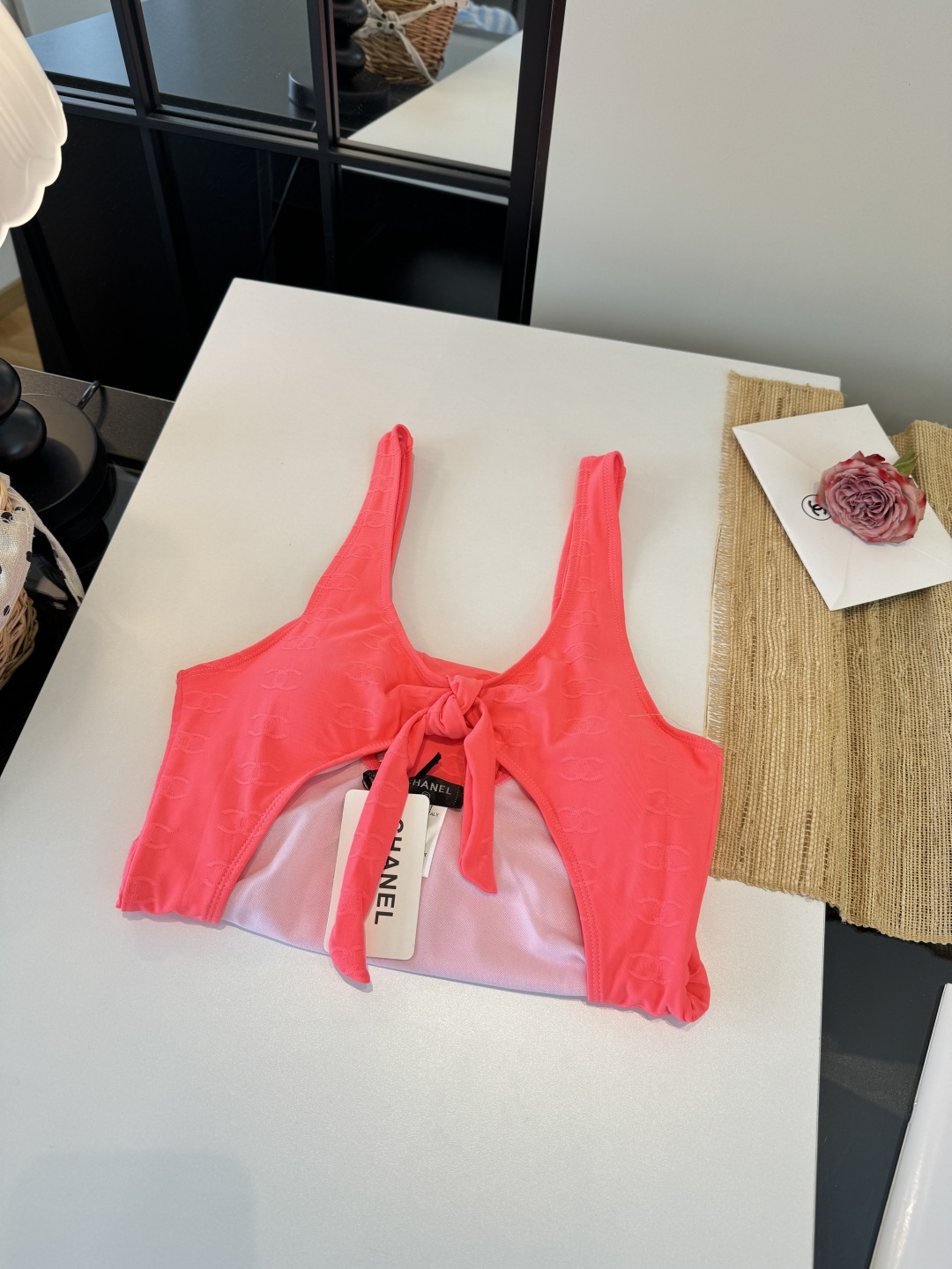 。Chanel香奈儿新款连体泳衣S M L XL