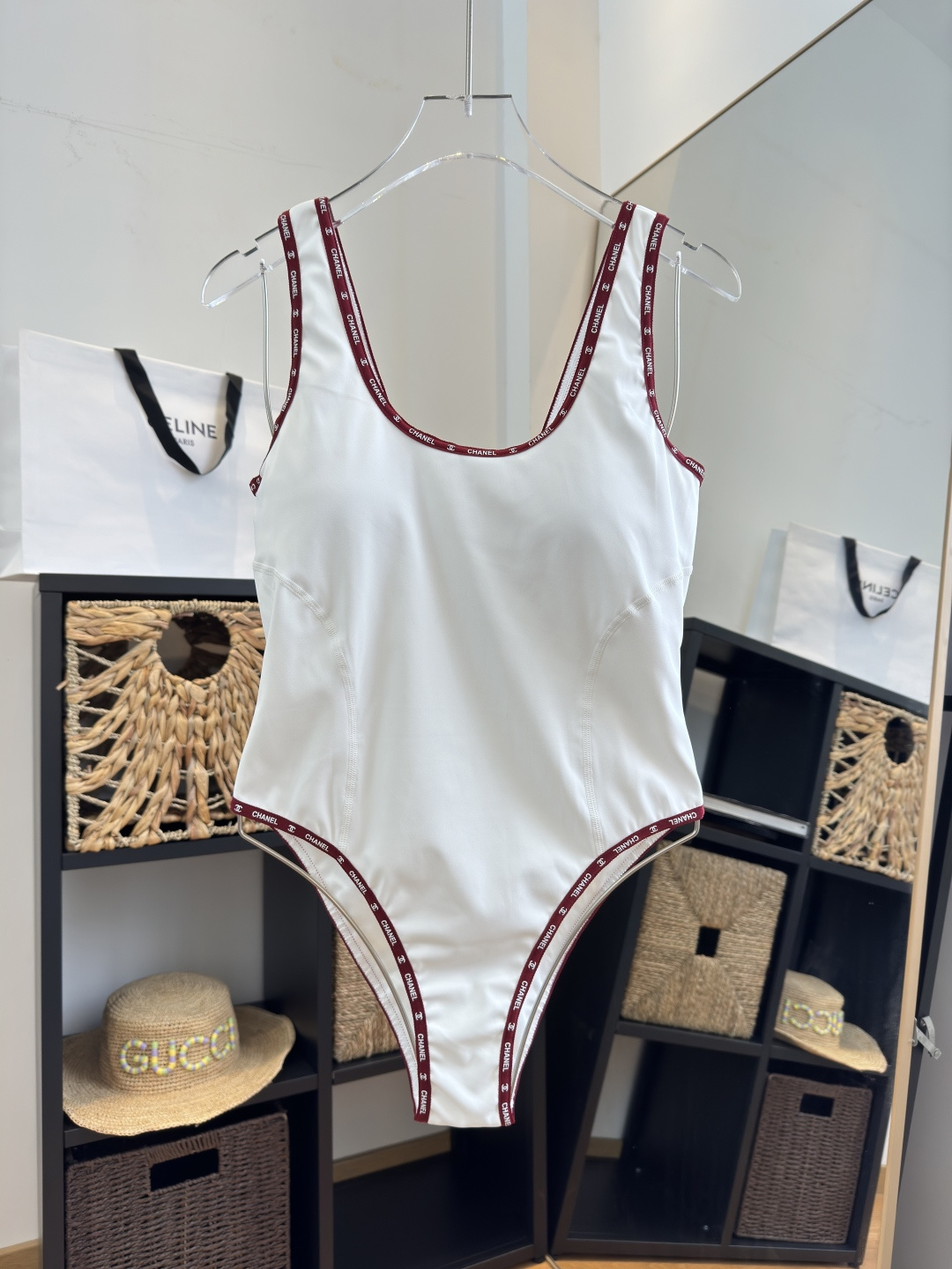 。Chanel香奈儿新款连体泳衣S M L XL