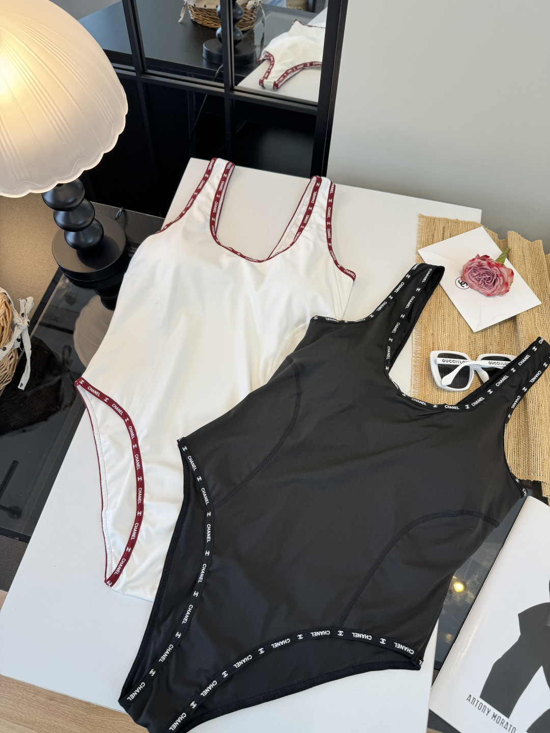 。Chanel香奈儿新款连体泳衣S M L XL