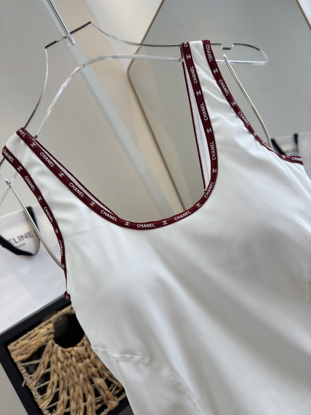 。Chanel香奈儿新款连体泳衣S M L XL