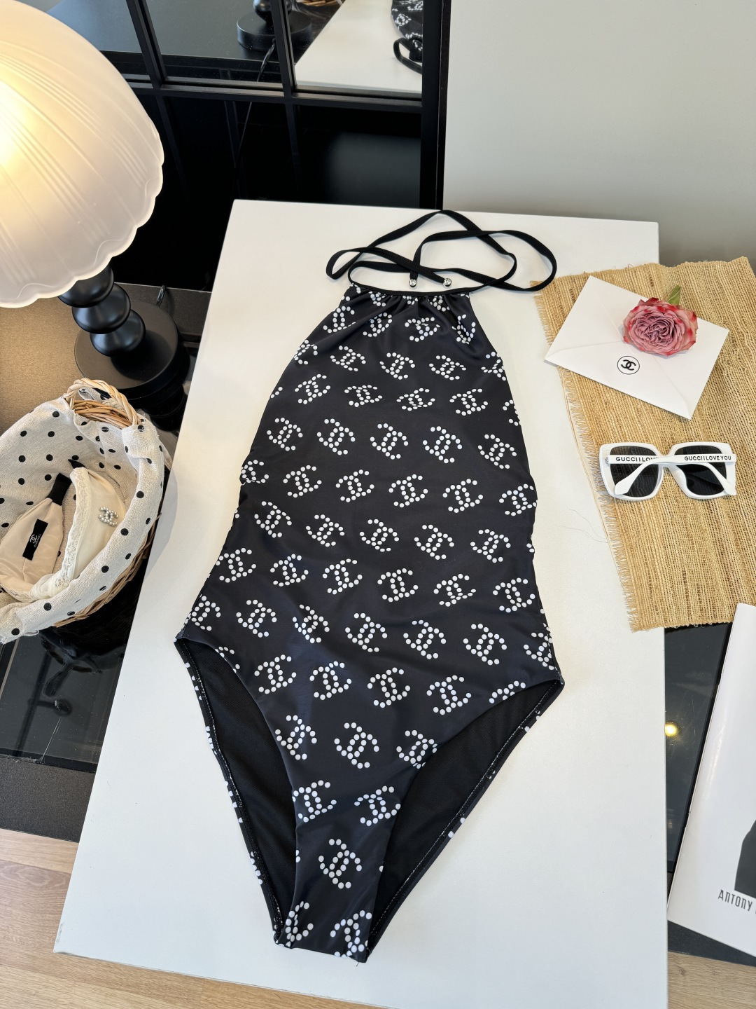 。Chanel香奈儿新款连体泳衣S M L XL