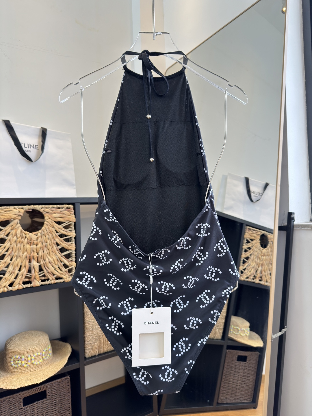 。Chanel香奈儿新款连体泳衣S M L XL