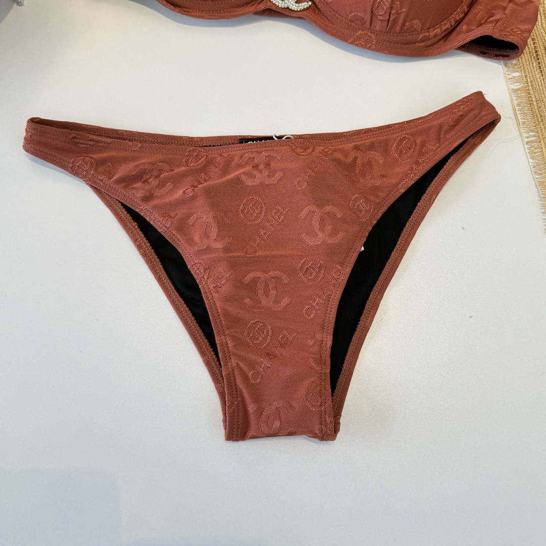 。Chanel香奈儿新款分体带钢圈比基尼泳衣S M L XL
