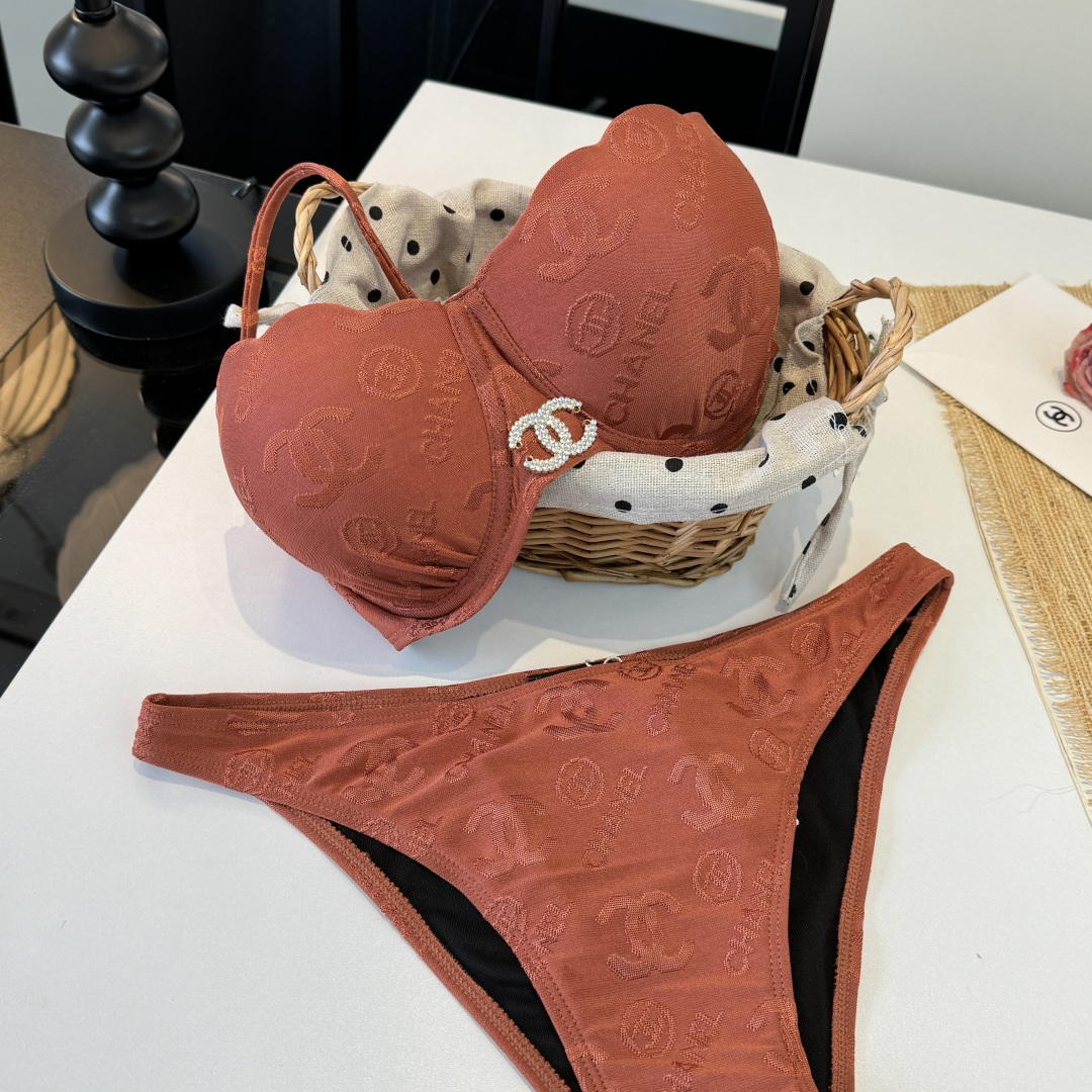 。Chanel香奈儿新款分体带钢圈比基尼泳衣S M L XL