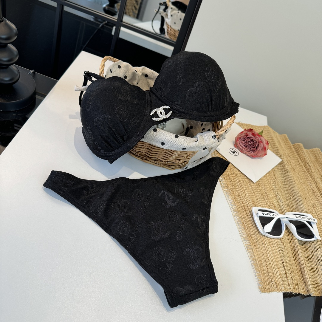 。Chanel香奈儿新款分体带钢圈比基尼泳衣S M L XL